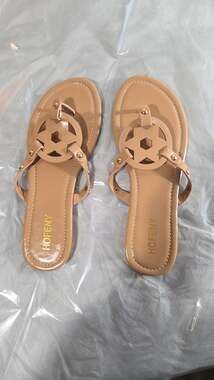 HOFENY Women's Tan Thong Flip Flop Sandals with Studded Cutout Medallion